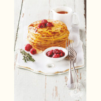 Блинчики с медом и малиной